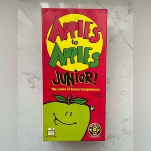 Apples to Apples Junior Game - Red and Green